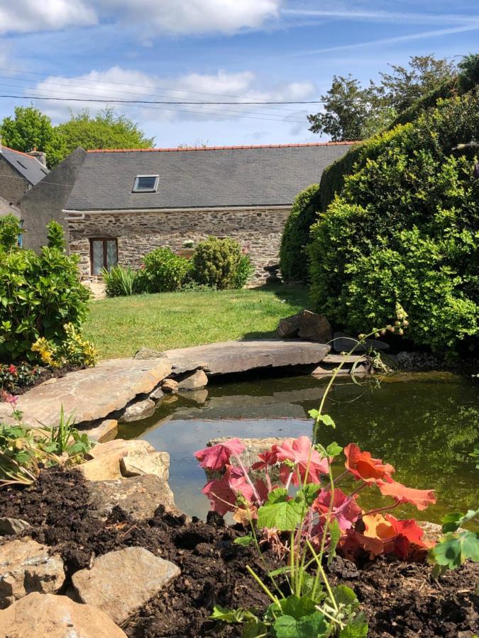 The Lotus. Romantic, Rural Hideaway Near Huelgoat Loqueffret Exterior photo